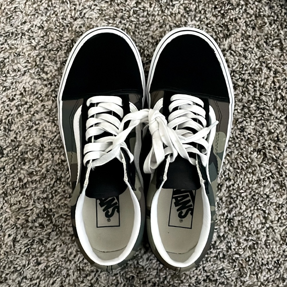 Vans Old Skool Shoe Black and Green Camo Sneakers Size M 5.0  W 6.5